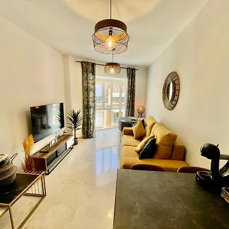 La Perla Apartment *